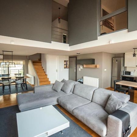 Minimal Brand New Loft Next To Subway Leilighet Athen Eksteriør bilde