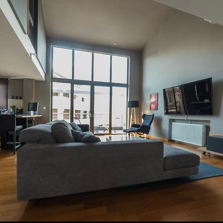 Minimal Brand New Loft Next To Subway Leilighet Athen Eksteriør bilde