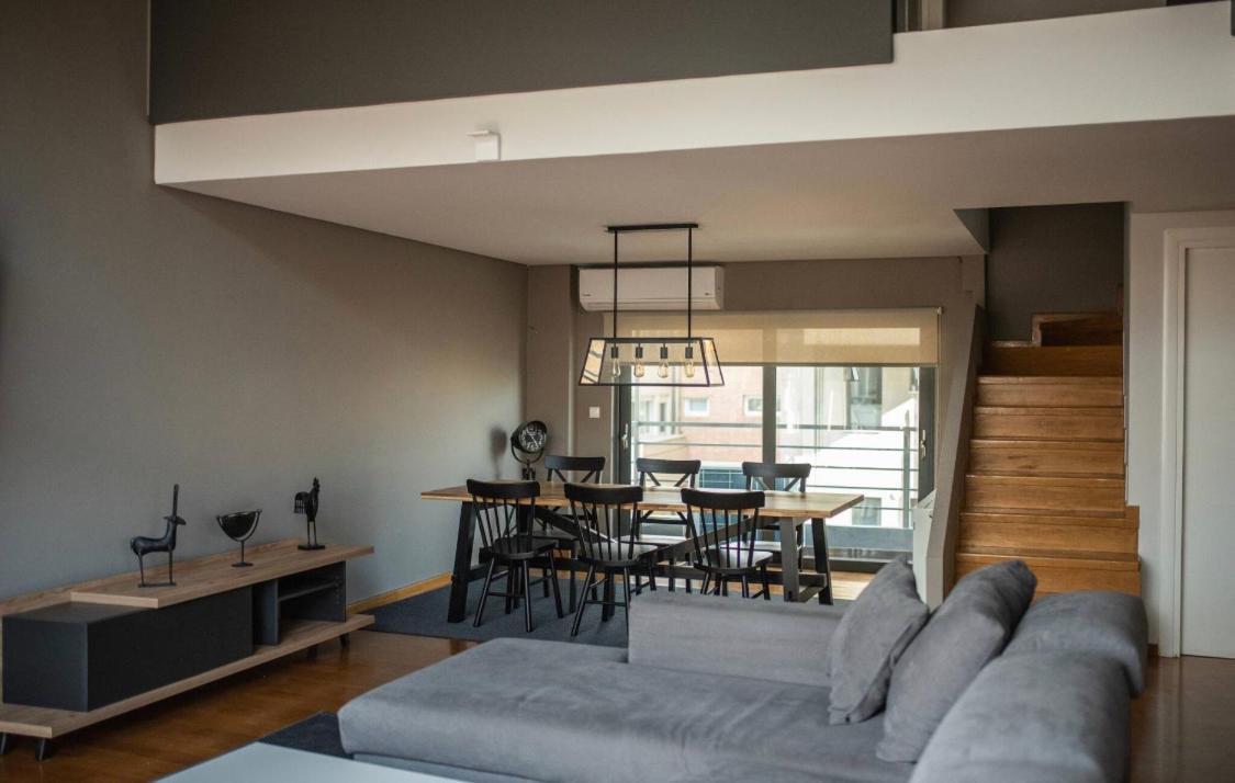 Minimal Brand New Loft Next To Subway Leilighet Athen Eksteriør bilde